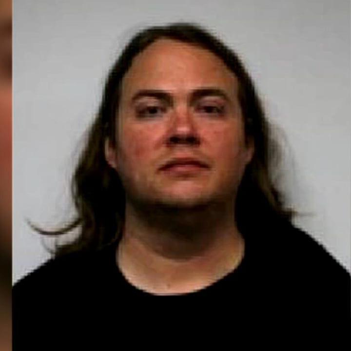 Former Jeffersonville school bus driver charged with sexual misconduct after visiting teen's home